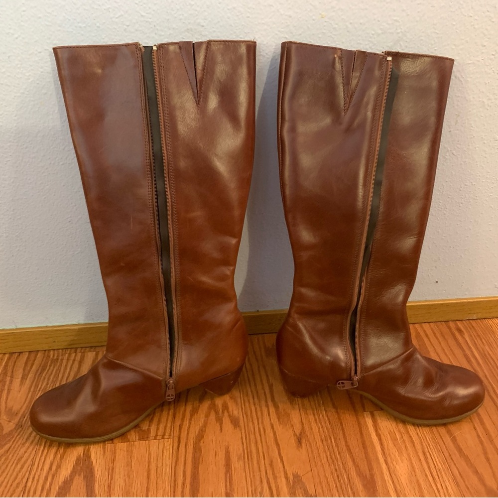 Dr. Martens Vanna boots size 9